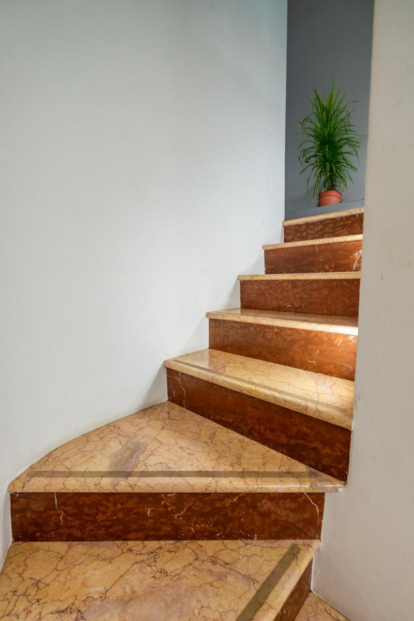Loft Elegante In Centro Milano In Zona Signorile - Davanti Alla Metro Bagian luar foto