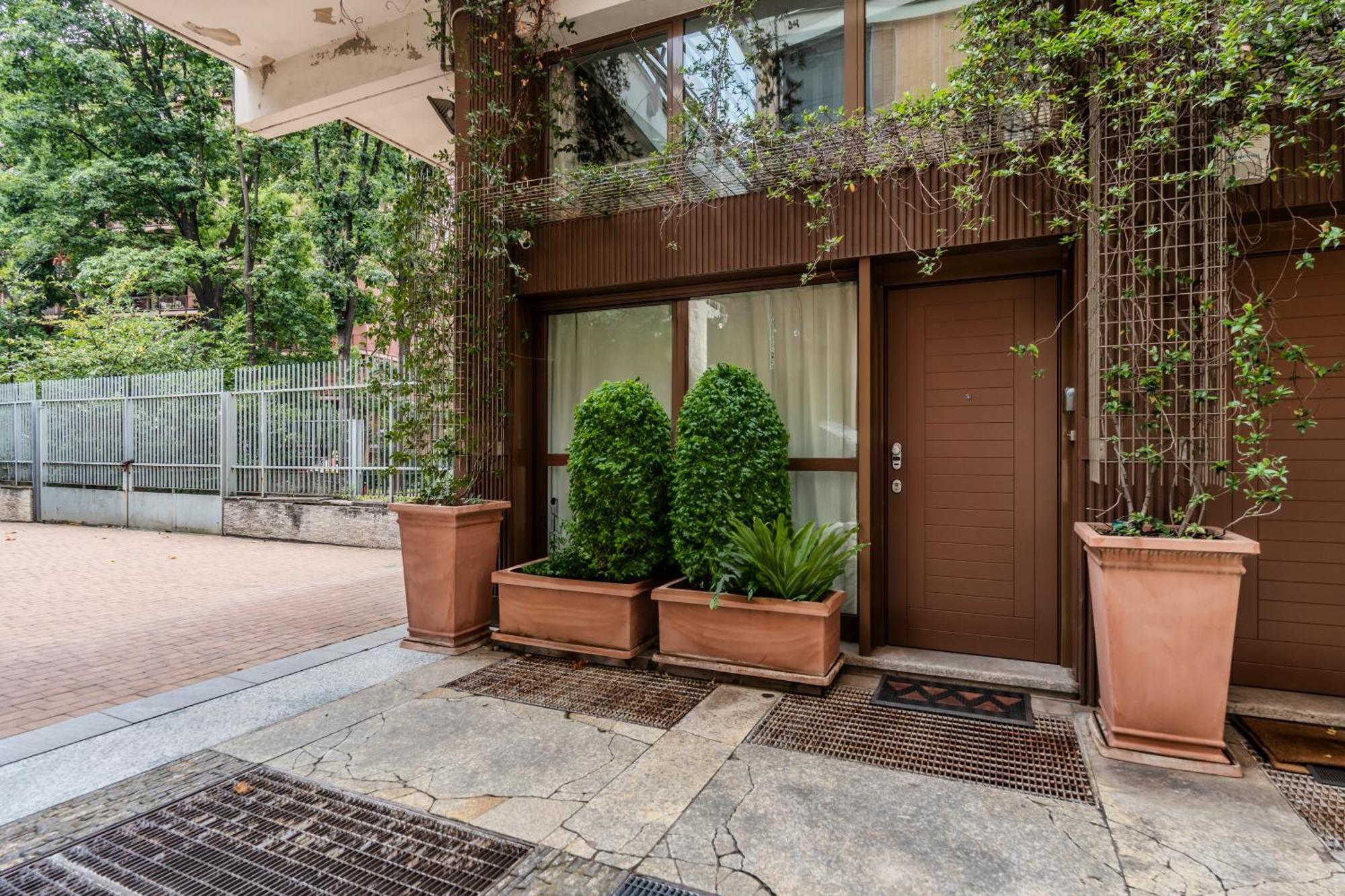 Loft Elegante In Centro Milano In Zona Signorile - Davanti Alla Metro Bagian luar foto